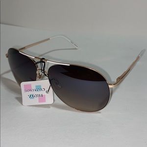 Women’s rose gold sunglasses